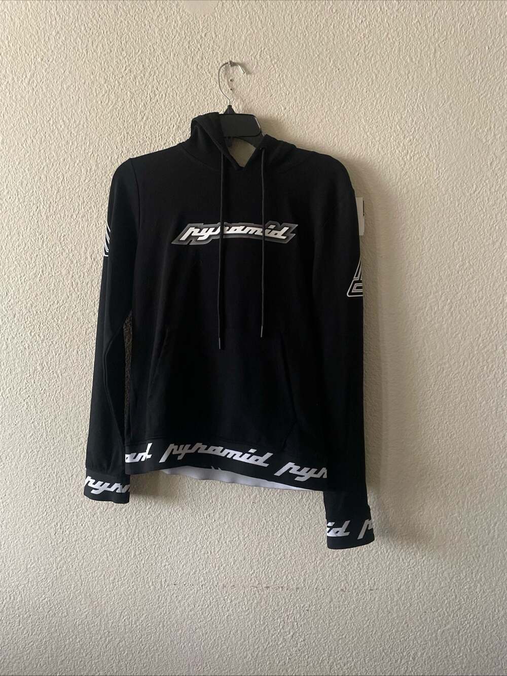 Black Pyramid Banded Hem Graphic Logo Pullover Hoodie